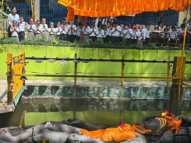 e6d03967-262b-4ce6-9185-4e2e4ef21dfb